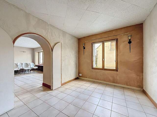 Secteur Bellême, maison de village de 130 m2  avec jardin de 1300 m2 — photo du bien