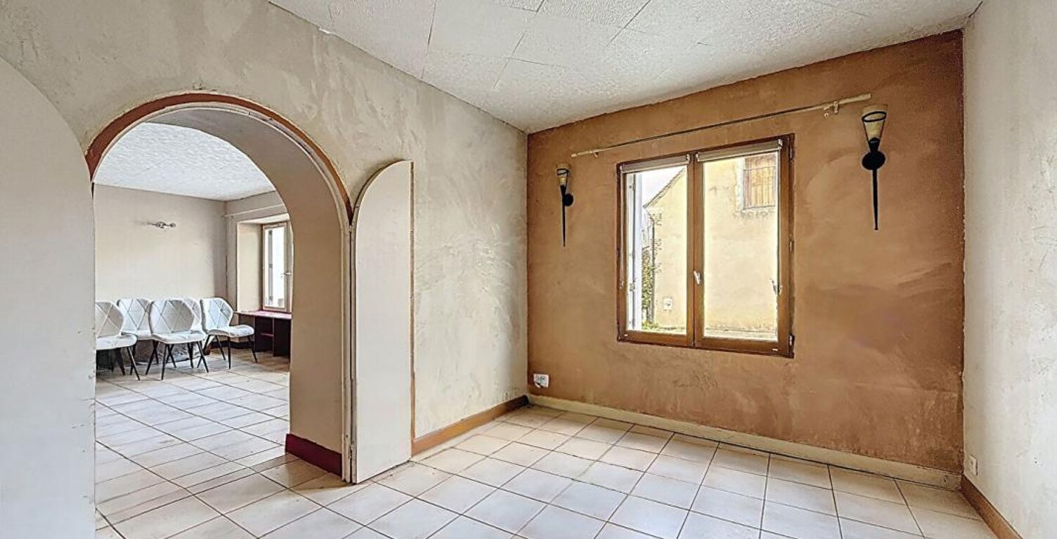 Secteur Bellême, maison de village de 130 m2  avec jardin de 1300 m2 — photo 1