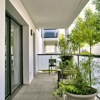 Appartement 3 pièces 233200 €