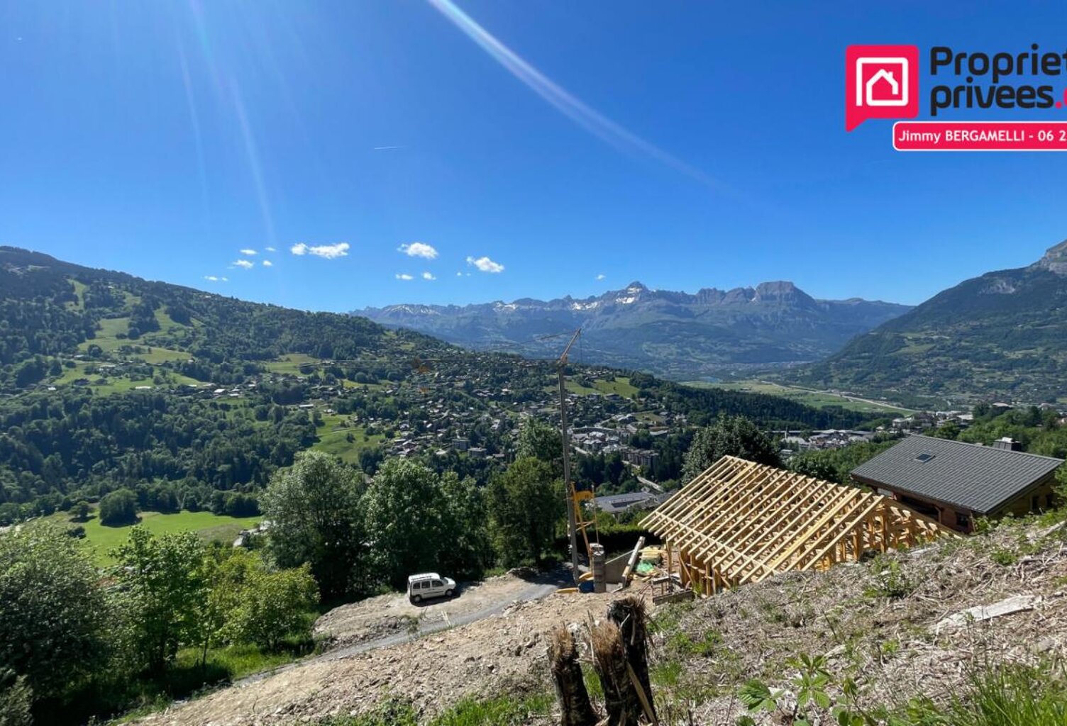 Saint-Gervais, Terrain viabilisé avec permis pour chalet de plus de 100 m² — photo 1
