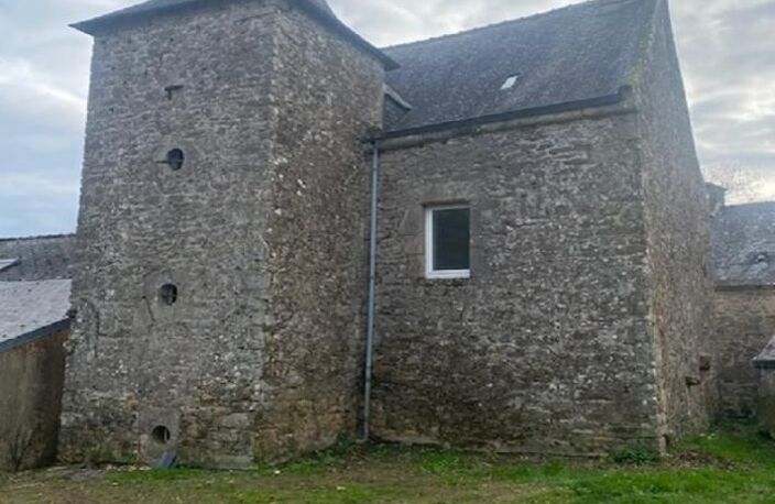 Maison de village  de  1693  5 pièce(s) 88 m2 PEAULE — photo 2