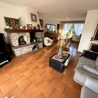 Maison 5 pièces 239000 €