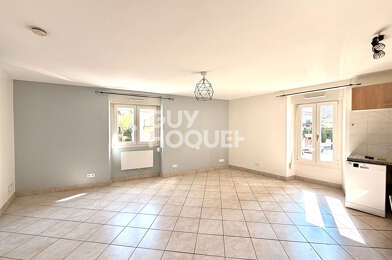 Appartement 3 pièces 820 €