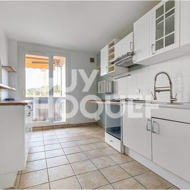 Appartement 4 pièces 216000 €