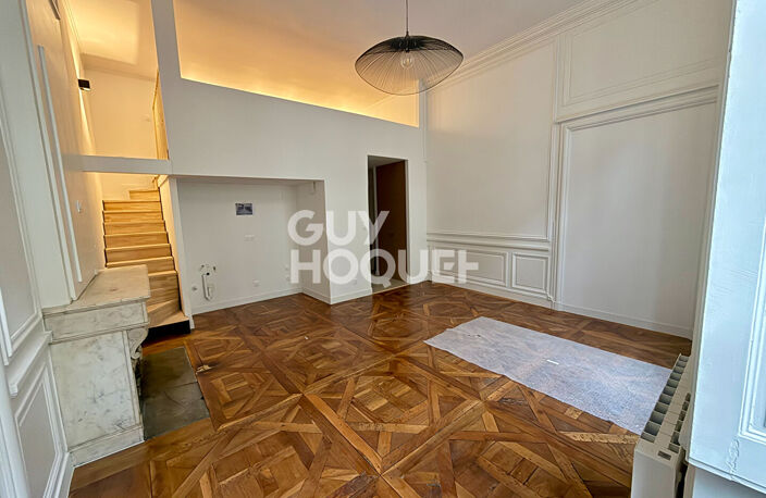 LYON 2 - AUGUSTE COMTE — photo 3