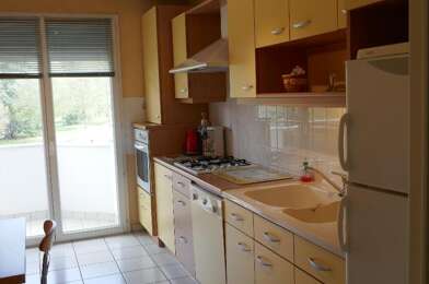 Appartement 3 pièces 740 €