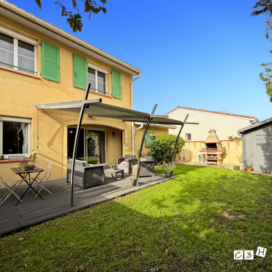 Maison 5 pièces 297000 €