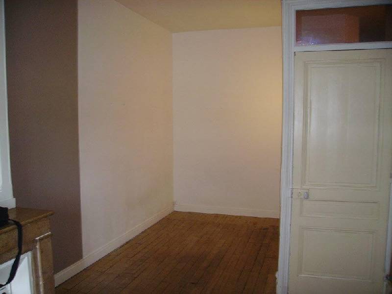 Photo Location T1 42 m² à Villeurbanne 755 ¤ CC /mois image 2/3