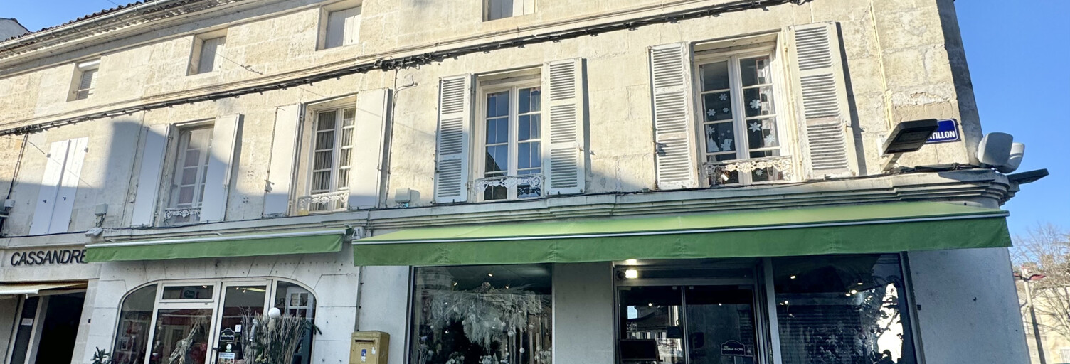 Commerce  100 m² à vendre à Jarnac (16200)