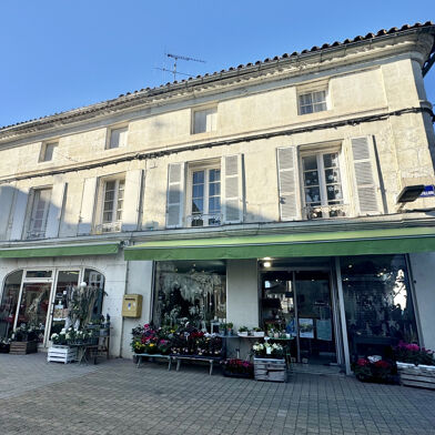 Commerce  102125 €