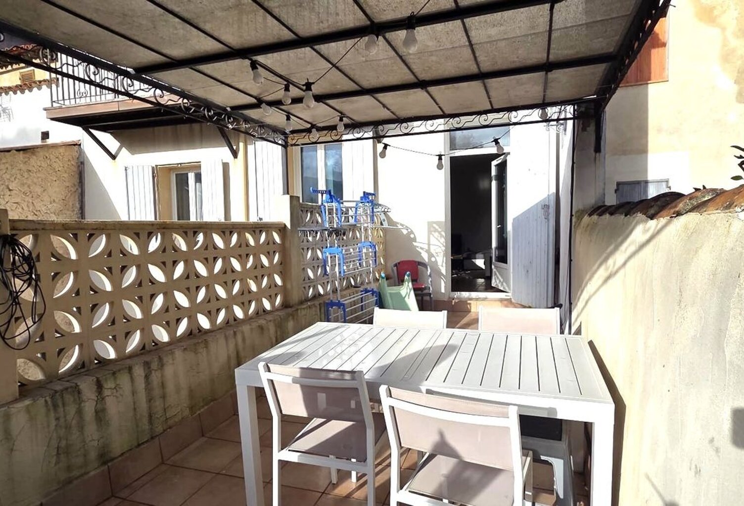 Appartement type 4 de 106 m² avec grande terrasse — photo 1