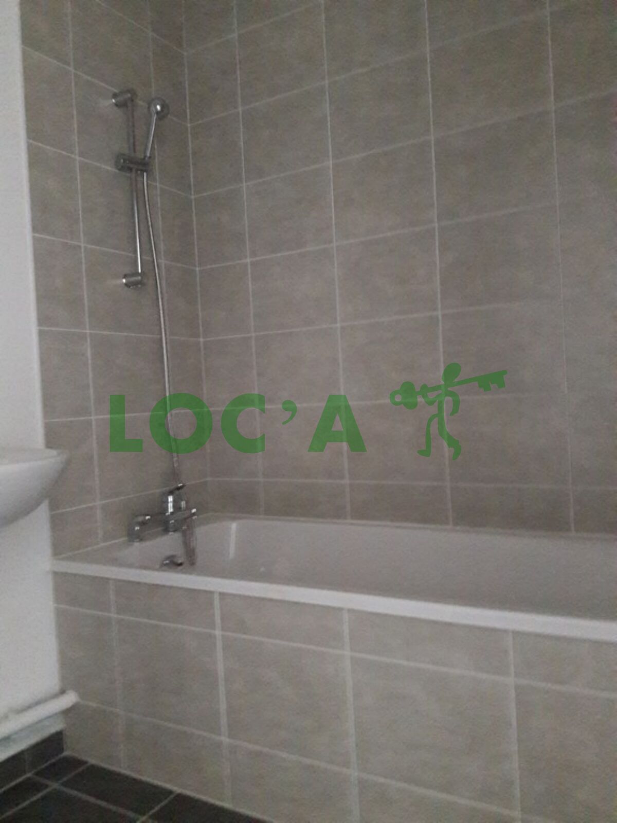 Photo Location T2 49 m² à Neuilly-Lès-Dijon 651 ¤ CC /mois image 4/4