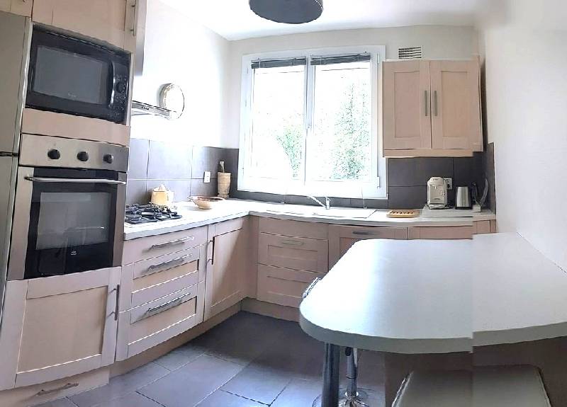 Location T2 52 m² à Lyon 3 981 ¤ CC /mois