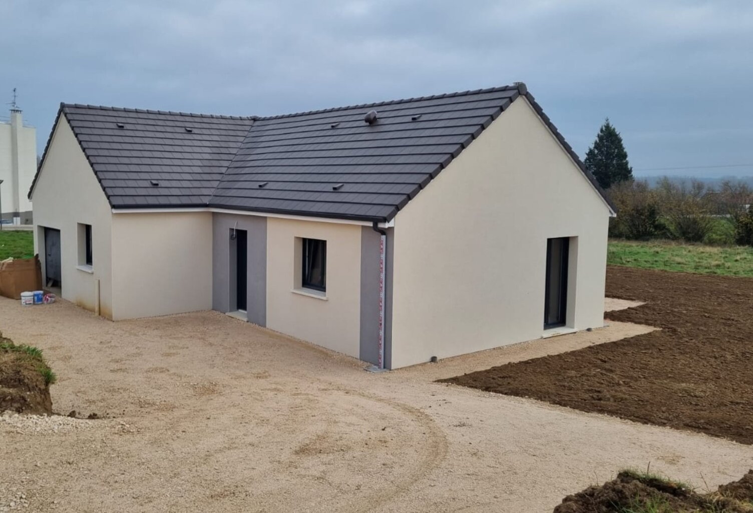 Maison neuve plain-pied 4 pièces 90 m² avec jardin — photo 1