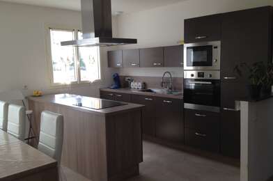 Maison 5 pièces 1010 €