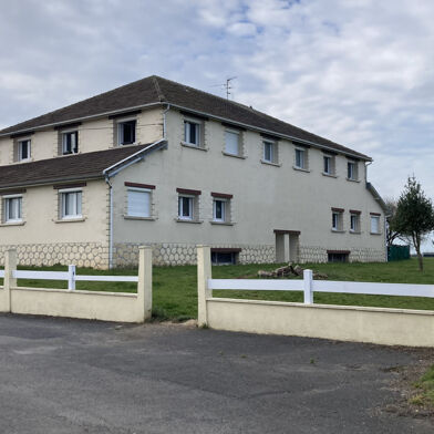 Appartement 4 pièces 815 €