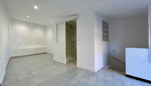 Maison de Village  2 pièces  à louer Claira 66530