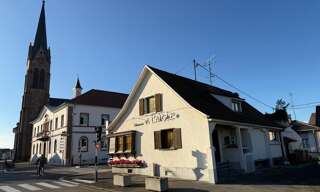 Immeuble  140 m² à vendre à Village-Neuf (68128)