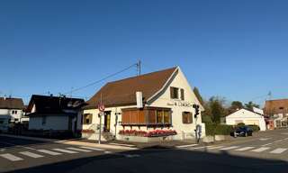 Immeuble  140 m² à vendre à Village-Neuf (68128)