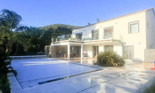 Maison 6 Pièces 181 m² à vendre à Carqueiranne (83320)