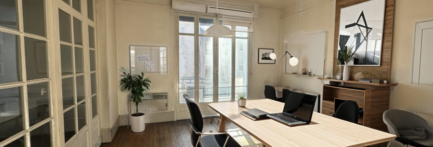 Bureau 4 Pièces 71 m² à vendre à Pau (64000)