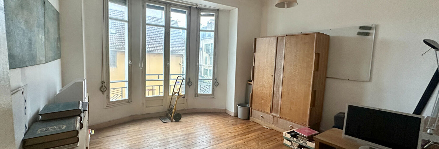 Bureau 4 Pièces 71 m² à vendre à Pau (64000)