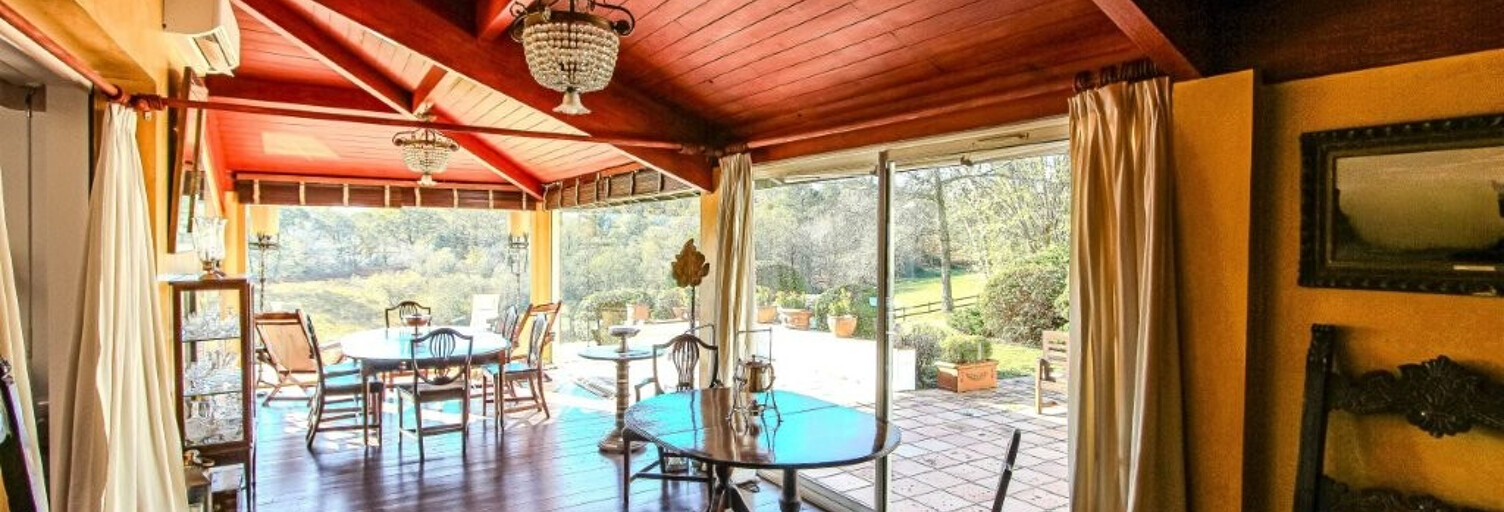 Maison 9 Pièces 300 m² à vendre à Bassussarry (64200)