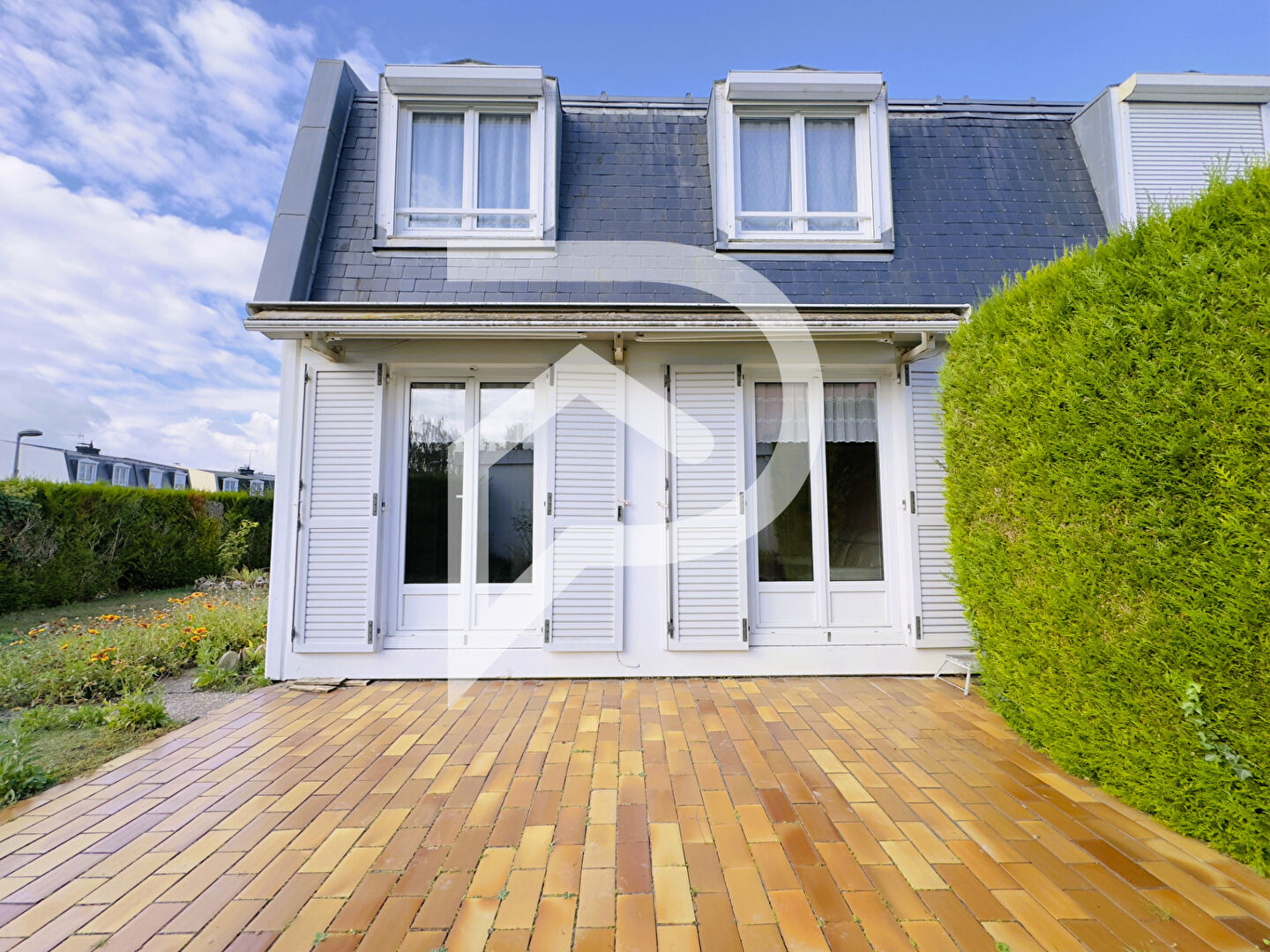 Villa / Maison  T5 à vendre Cormontreuil 51350