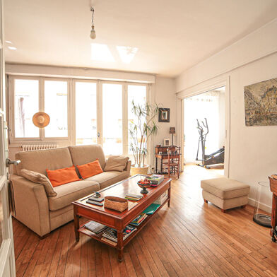 Appartement 3 pièces 870 €