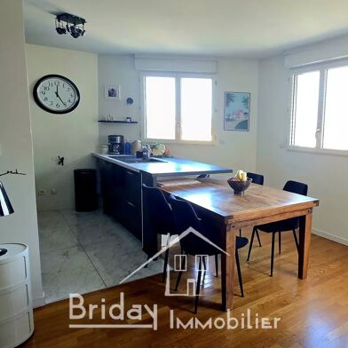Appartement 4 pièces 475000 €