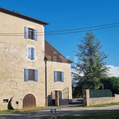 Maison 10 pièces 740000 €