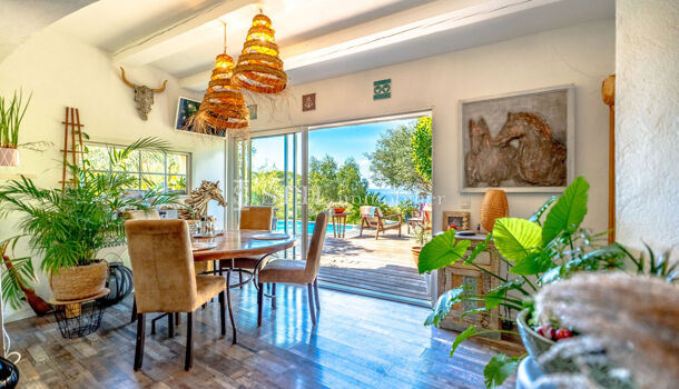 Villa / Maison 6 pièces  à vendre Issambres (Les) 83380