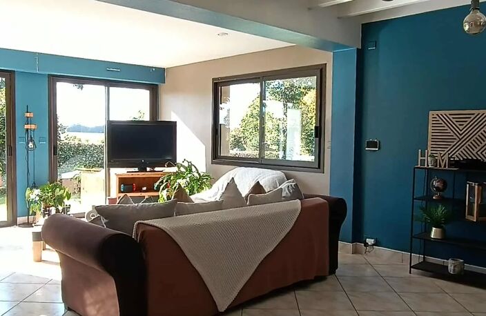 EXCLUSIVITÉ – MAISON FAMILIALE 5 CHAMBRES – SAINT-THURIAU — photo 4