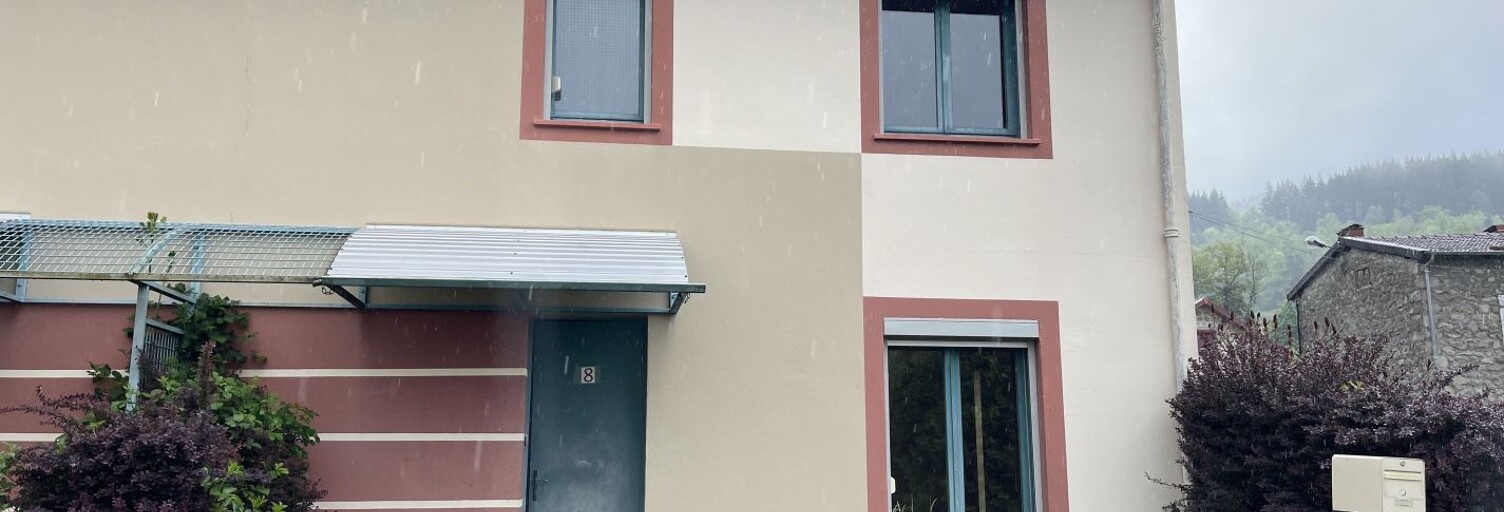 Maison 16 Pièces 350 m² à vendre à Marat (63480)