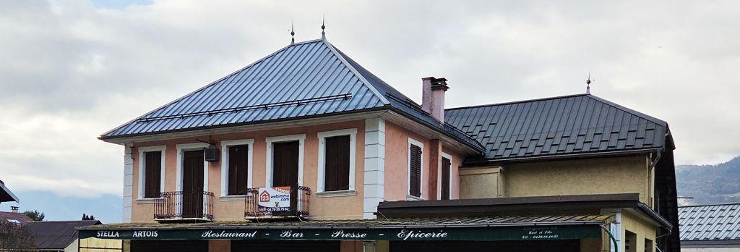 Immeuble  323 m² à vendre à Grignon (73200)