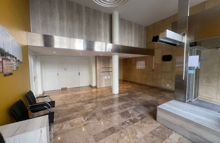 LYON 6ème -  SECTEUR SAINT POTHIN - RESIDENCE SENIORS - APPA — photo 2