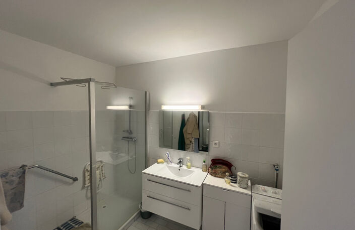 LYON 6ème -  SECTEUR SAINT POTHIN - RESIDENCE SENIORS - APPA — photo 5