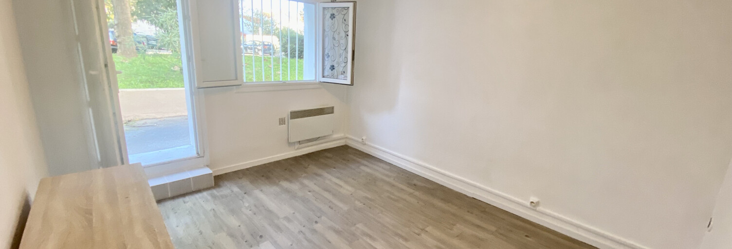 Appartement 1 Pièce 22 m² à louer à Hyères (83400)
