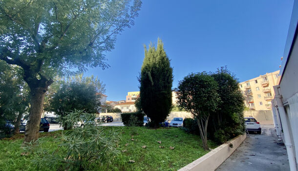 Appartement 1 pièces  à louer Hyères 83400