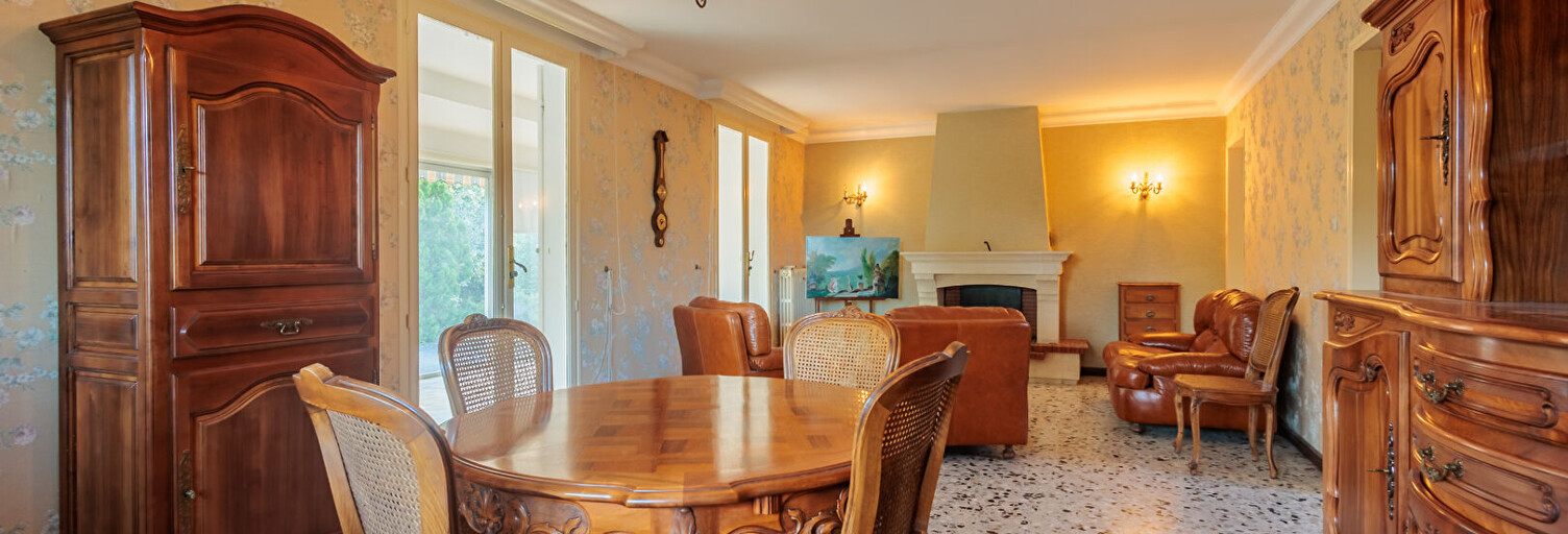 Maison 5 Pièces 102 m² à vendre à Robion (84440)