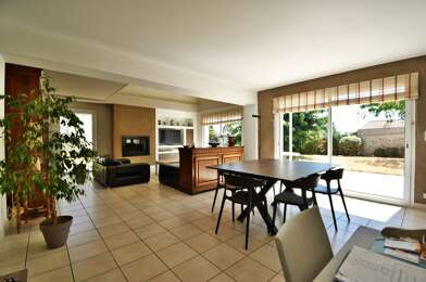 Maison 6 pièces 378800 €
