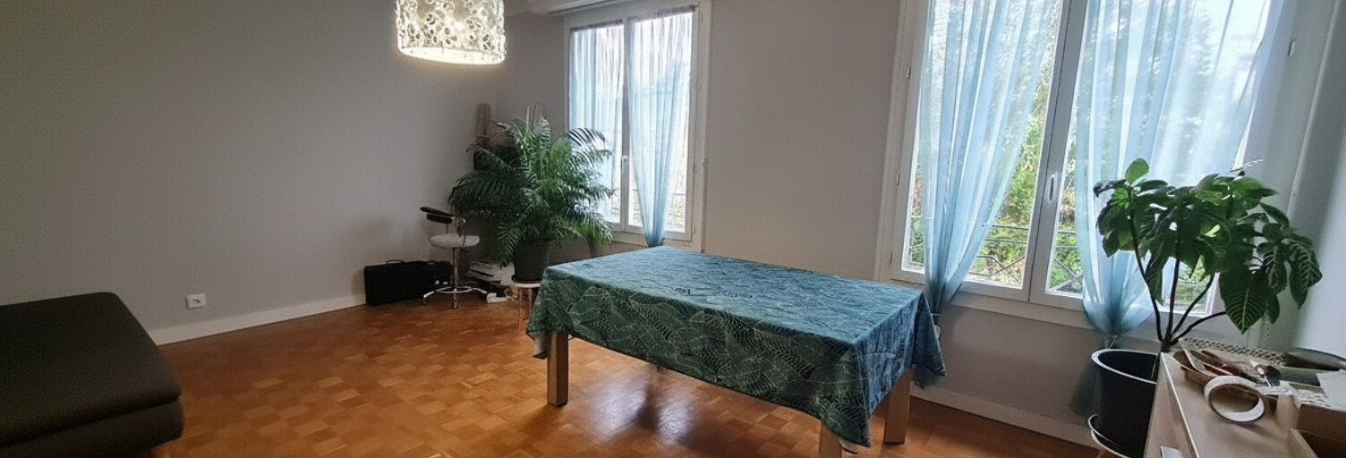 Appartement 3 Pièces 84 m² à louer à Gelos (64110)