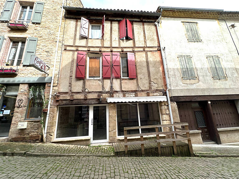 Cordes sur Ciel, Immeuble de rapport . — photo 1