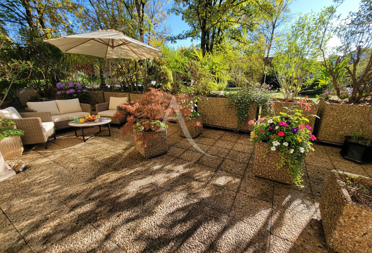 PAU TRESPOEY - Magnifique T4/5 de 105 m² avec terrasse de 62 m², garage sous-sol et parking extérieur — photo 1