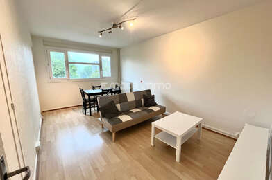 Appartement 3 pièces 750 €