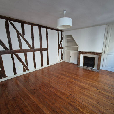 Appartement 4 pièces 980 €