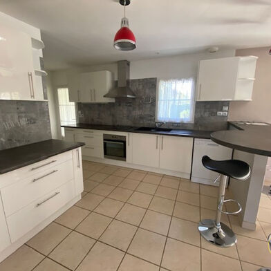 Maison 5 pièces 970 €