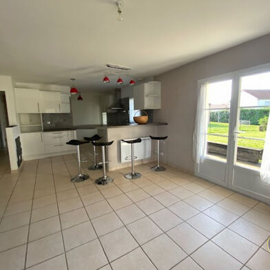 Maison 5 pièces 970 €