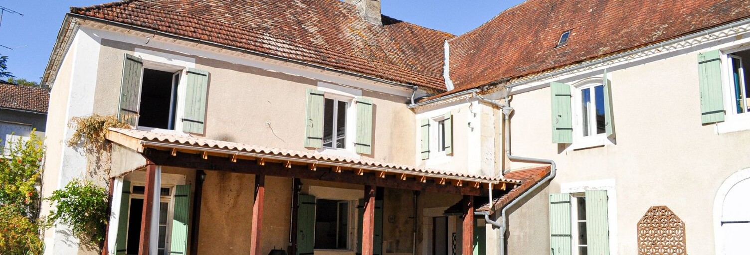 Maison 10 Pièces 247 m² à vendre à Savignac-les-Églises (24420)