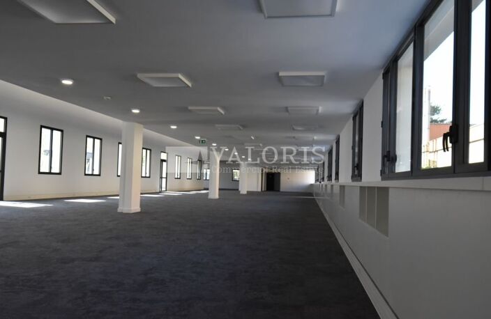 MIXTE BUREAUX/ACTIVITE à LOUER — photo 3